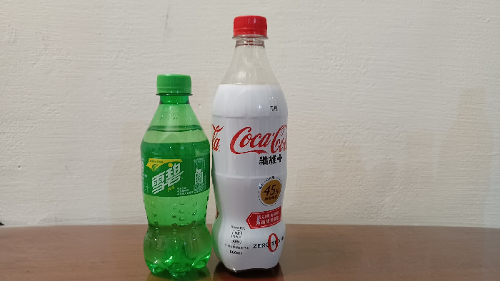 摩斯漢堡大杯飲料比麥當勞中杯還小，消費者習以為常，冬天豔陽天氣溫不高但感覺卻很熱：適應水準理論的解釋